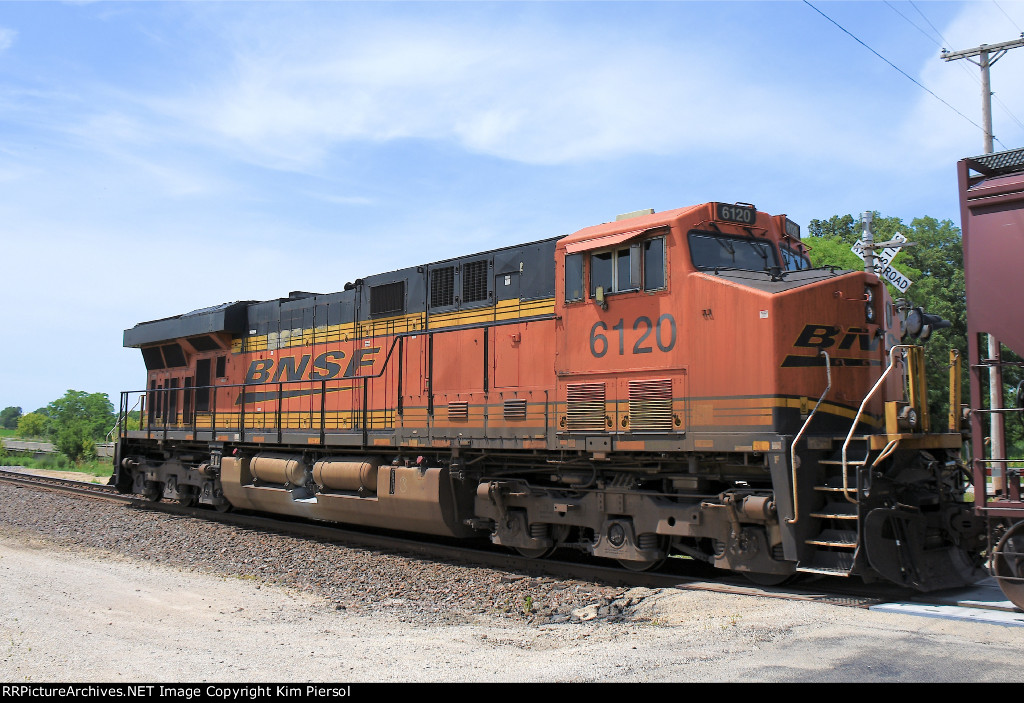 BNSF 6120 Pusher